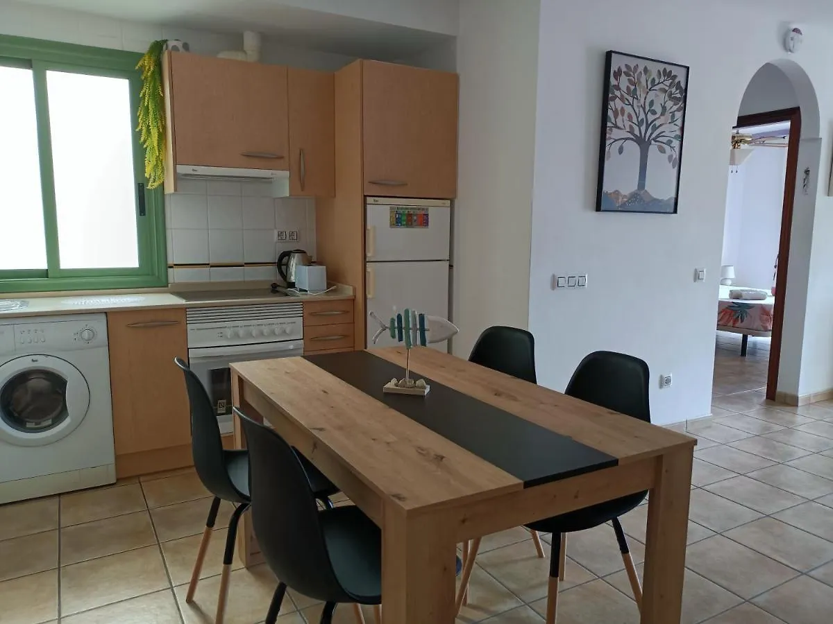 Estupendo Apartamento Gaudia 칼레타데푸스테 아파트